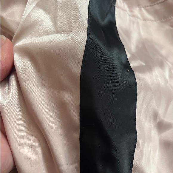 NWT - Pull & Bear - Women's Dusty Pink Satin Boxing Shorts - Picture 9 of 10